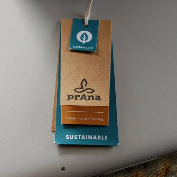 prAna | Women's Red La Viva Truckers Hat Snap-back One Size Fits All NWT (RARE) - Picture 4 of 13